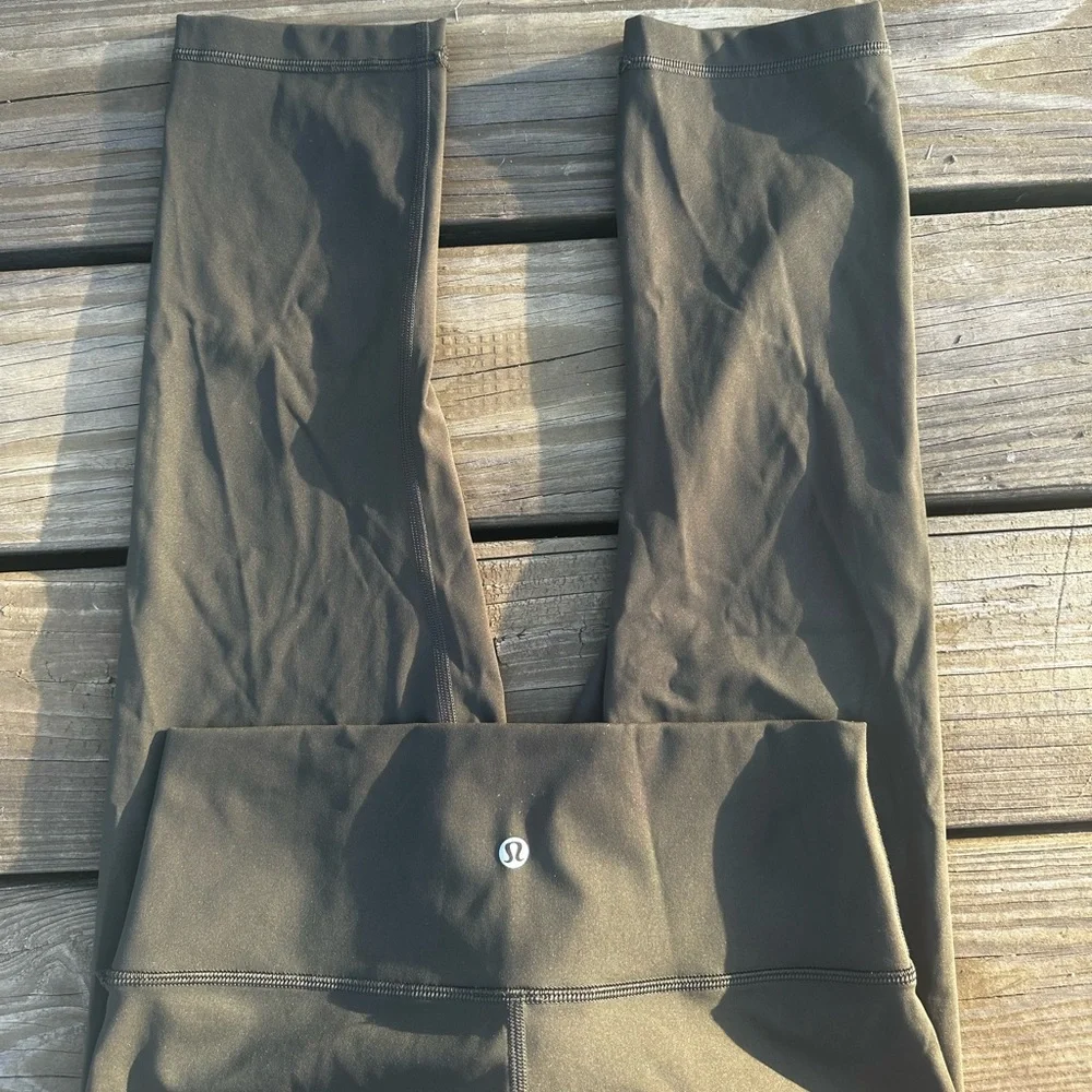 Lululemon Wunder Under 21” - Picture 1 of 3